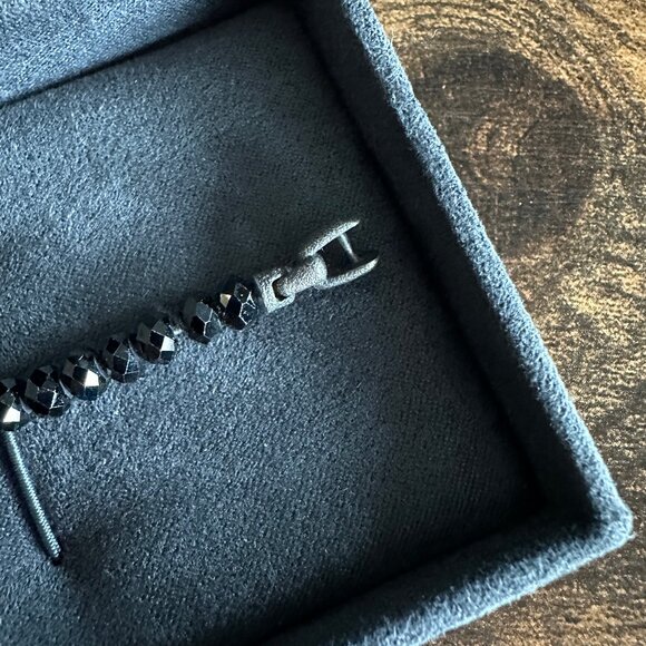 David Yurman Memento Mori Spinel Skull Station Bracelet - Size Medium - Picture 7 of 12